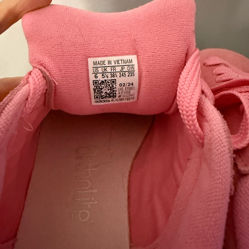 Adidas Campus Sneakers in Pink and Red - Picture 6 of 6